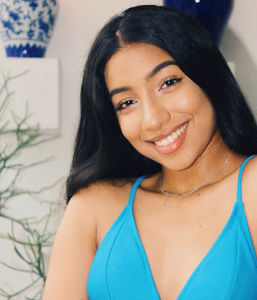 Meet your Posher, Loraine